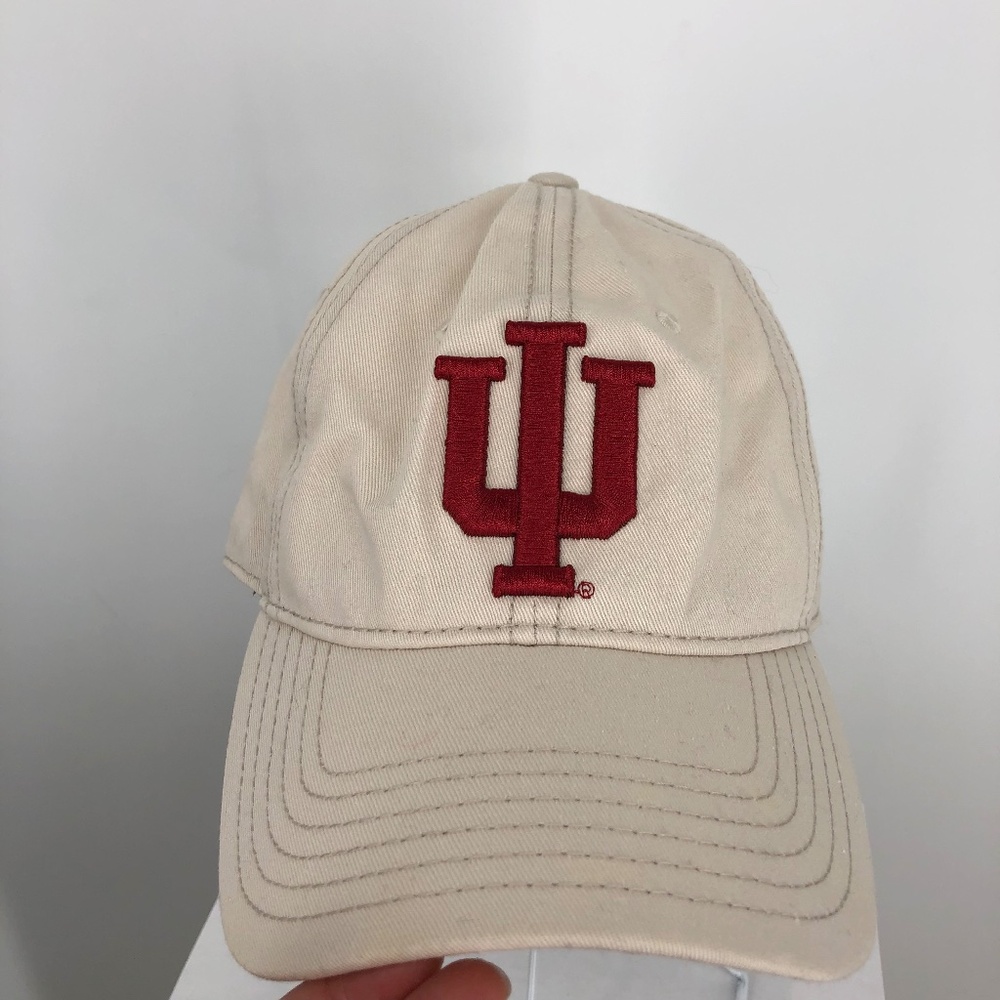 Under Armour Mens IU Indiana University‎ Baseball Cap One Size Adjustable Cotton